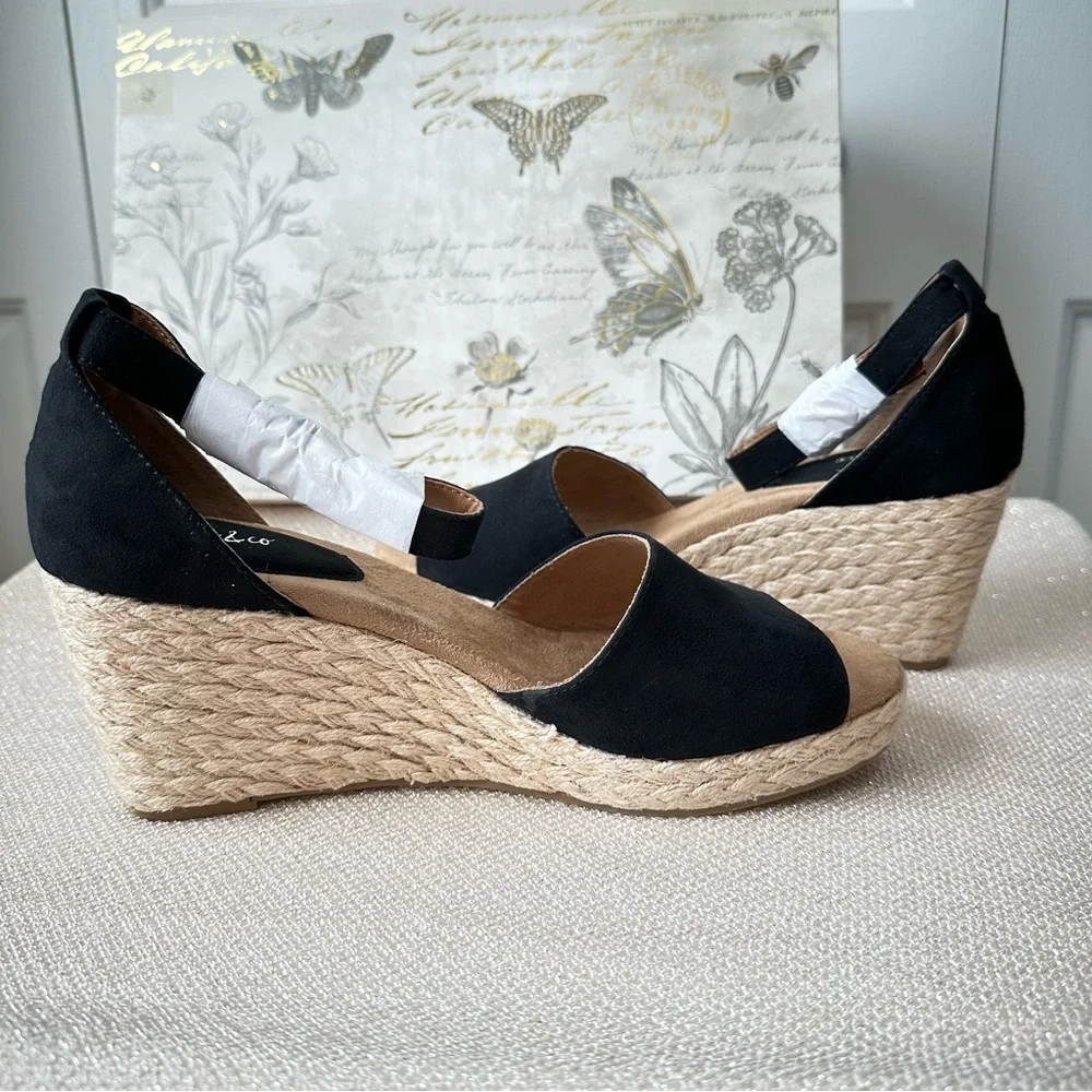 Style & Co. Seleeney Black and Tan Wedge Espadrilles Size 9.5